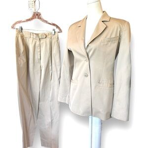 Gorgeous Burberry jumpsuit size 2 in excellent condition